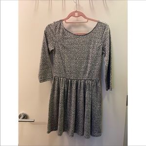 Patterned Grey Sweater Dress | Medium